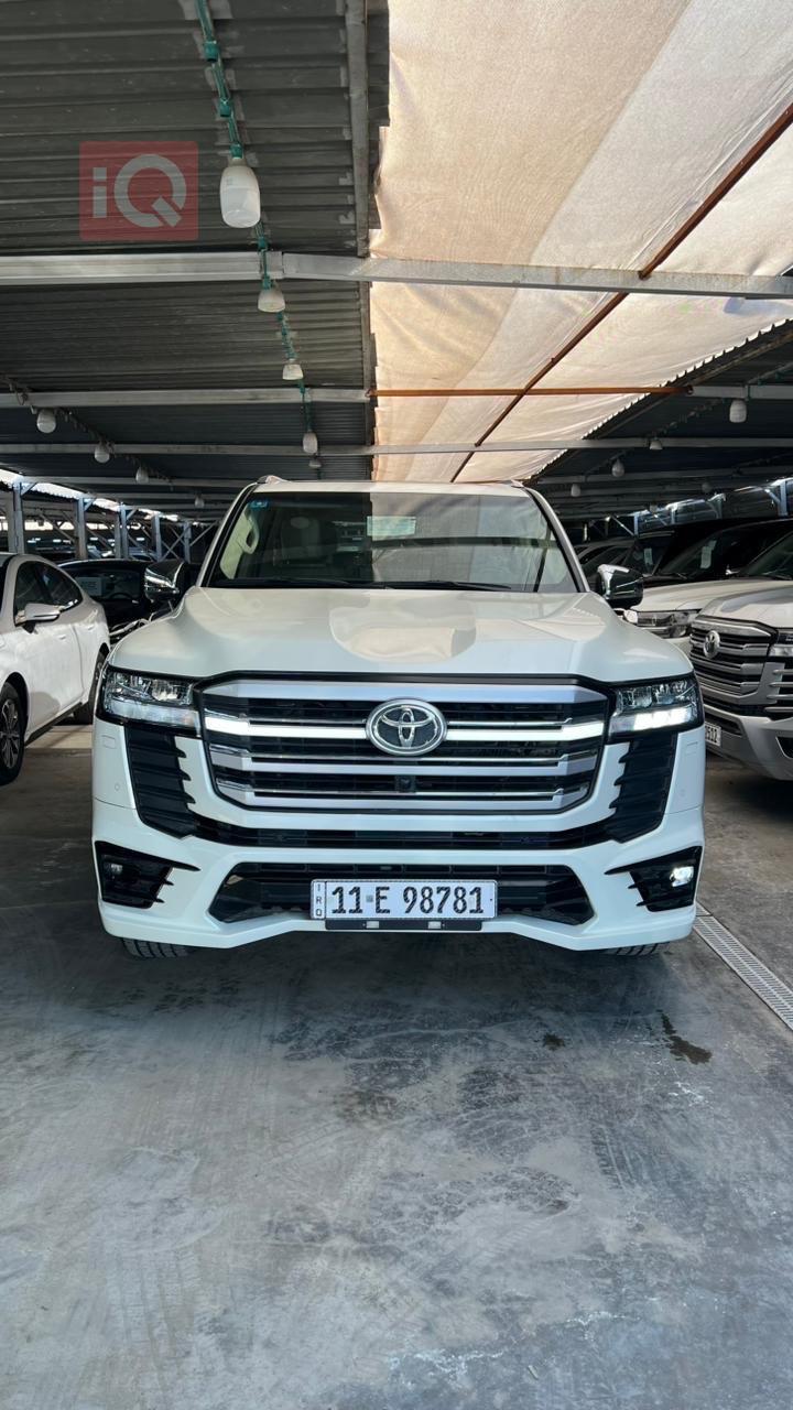 تويوتا لاندكروزر